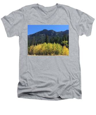 Estes Park Colorado V-Neck T-Shirts