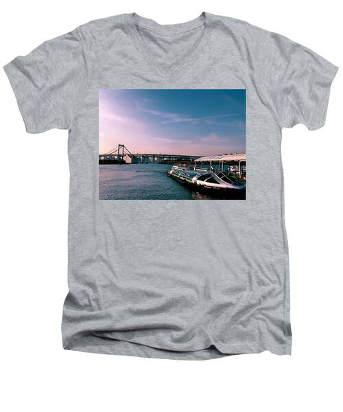 Sea V-Neck T-Shirts