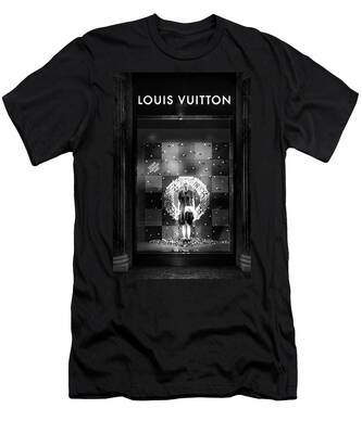 Louis Vuitton Black T-SHIRT Men M  Mens tshirts, Black tshirt, T shirt