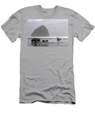 Cape Dory 30 T-Shirt 