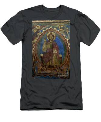 Eglise Romane Photos T-Shirts