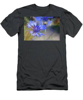 Centaurea Cyanus T-Shirts