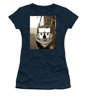 Ann Hathaway Women's T-Shirts