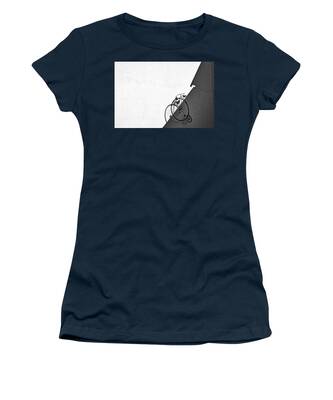 Whiite Walls Women's T-Shirts