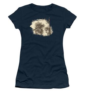 Vertical Perspective Women's T-Shirts