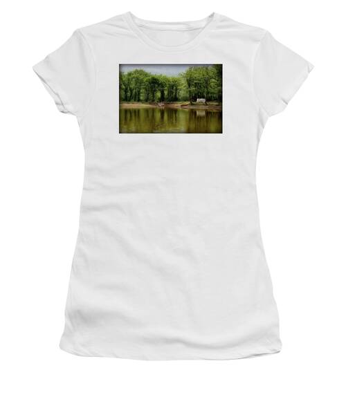 Gilan Women's T-Shirts