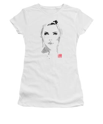 Scarlett Johansson Women's T-Shirts