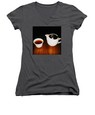 Cafe Women's V-Neck T-Shirts