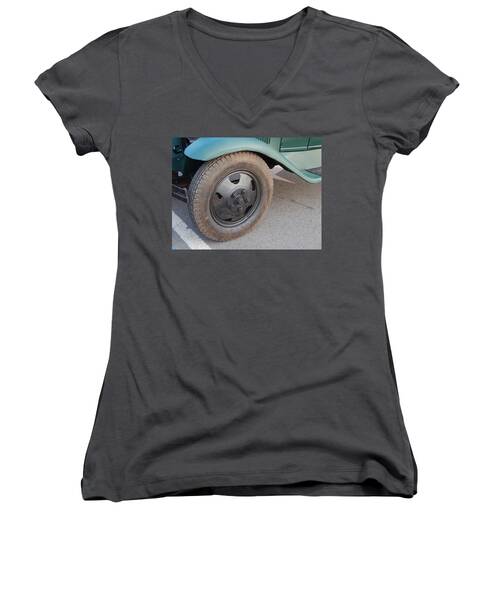 Car Part Women's V-Neck T-Shirts