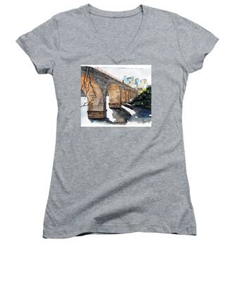 Mississippi River Bridge Women's V-Neck T-Shirts