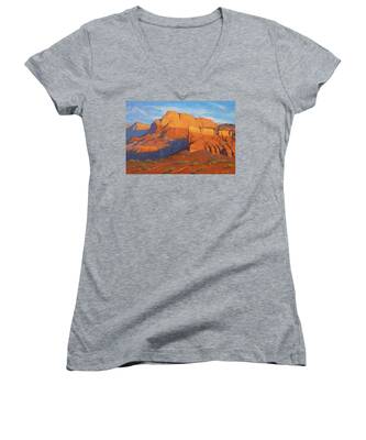Vermillion Cliffs Women's V-Neck T-Shirts