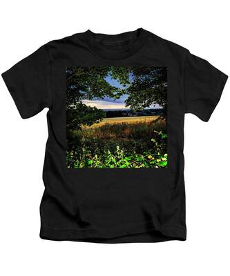 In The Wild Kids T-Shirts
