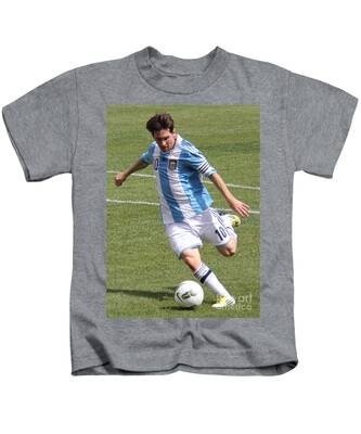 Official messI wearing do a kickflip Shirt - Limotees