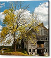 Yankee Farmlands No 9 - New England Barn In Autumn Acrylic Print