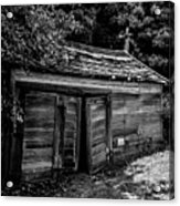 Old Abandoned Shed Fort Ross In Black And White Acrylic Print