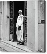 Mother Teresa In Paris In 1965 Acrylic Print