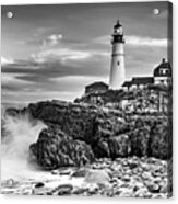 Portland Head Lighthouse At Sunset With Crashing Waves - Black And White Acrylic Print