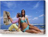 Cheryl Tiegs Modeling A Bikini At A Beach Canvas Print