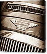 1962 Austin Healey 3000 Mkii Emblem Canvas Print