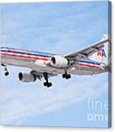 Amercian Airlines Boeing 757 Airplane Landing Canvas Print