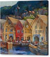 Bergen Bryggen In The Early Morning Canvas Print