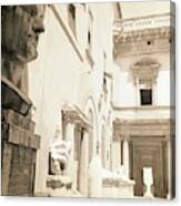 Building With Sculptures In Rome Canvas Print