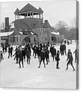 Detroit Michigan Skating At Belle Isle Canvas Print