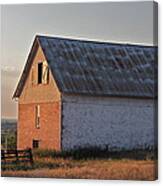 Farmhouse Barn Canvas Print