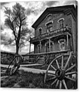 Hotel Meade - Black And White Canvas Print