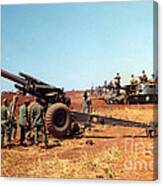 M114 155 Mm Howitzer Was A Towed Howitzer 4th Id Pleiku Vietnam Novembr 1968 Canvas Print