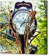 Milford Pa - Jewelry Square Street Clock - Autumn Canvas Print