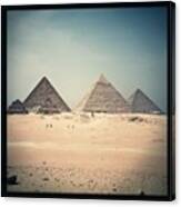 Pyramids Of Giza - Cairo, Egypt Canvas Print