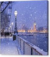 Snowing On Jubilee Gardens In London At Dusk Canvas Print