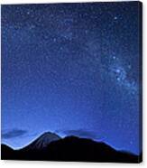 Starry Night Over Mount Ngauruhoe Canvas Print