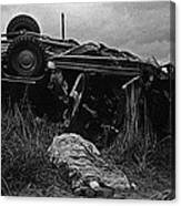 Upended Car Accident Dead Body Aberdeen South Dakota 1964 Black And White Canvas Print