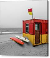 Lifeguard Station At Brittas Bay In Ireland #1 Canvas Print