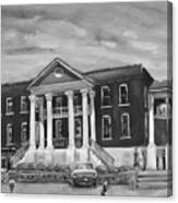 Gilmer County Old Courthouse - Black And White Canvas Print