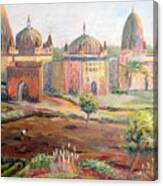 Hoeing By Hand In Orchha India Canvas Print