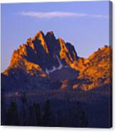 Mount Heyburn Illuminated By First Light In Stanley Idaho Usa Canvas Print