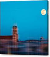 Munich - Die Fraunekirche Canvas Print