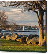 Portsmouth Harbor Light At New Castle Commons Canvas Print