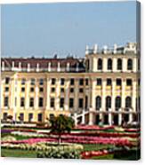 Schonbrunn Palace And Gardens Canvas Print