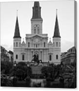 St Louis Cathedral On Jackson Square In The French Quarter New Orleans Black And White Canvas Print