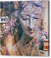 The Statue With The Romantic Touch Canvas Print