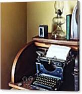 Vintage 1920s Typewriter In Home Office Canvas Print