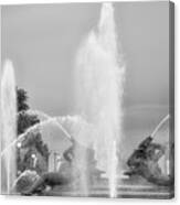 Water Spray - Swann Fountain - Philadelphia In Black And White Canvas Print