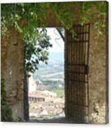 San Gimignano Welcomes You To Tuscany Canvas Print