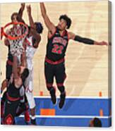 Chicago Bulls V New York Knicks #15 Canvas Print