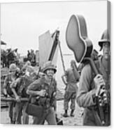 American Soldiers Arriving In Vietnam Canvas Print