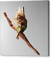 Dancer In Green Leotard Canvas Print